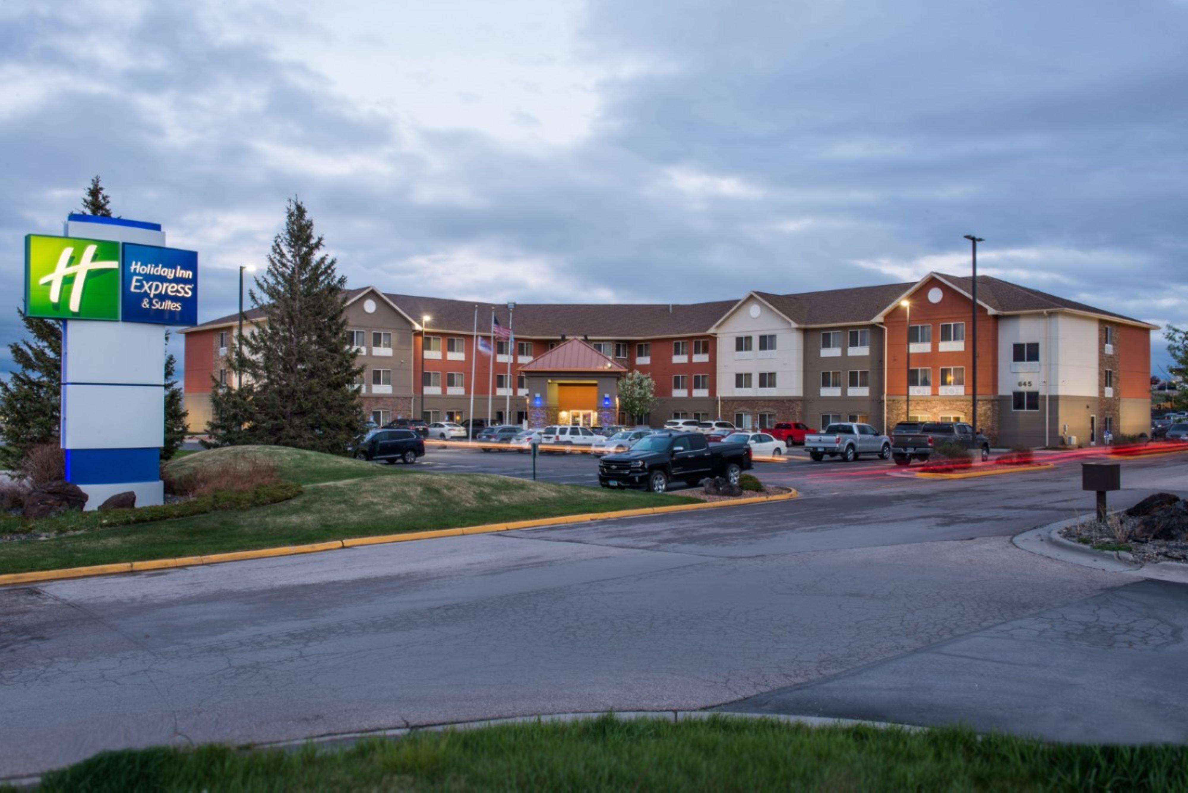 Holiday Inn Express & Suites Rapid City By Ihg Buitenkant foto