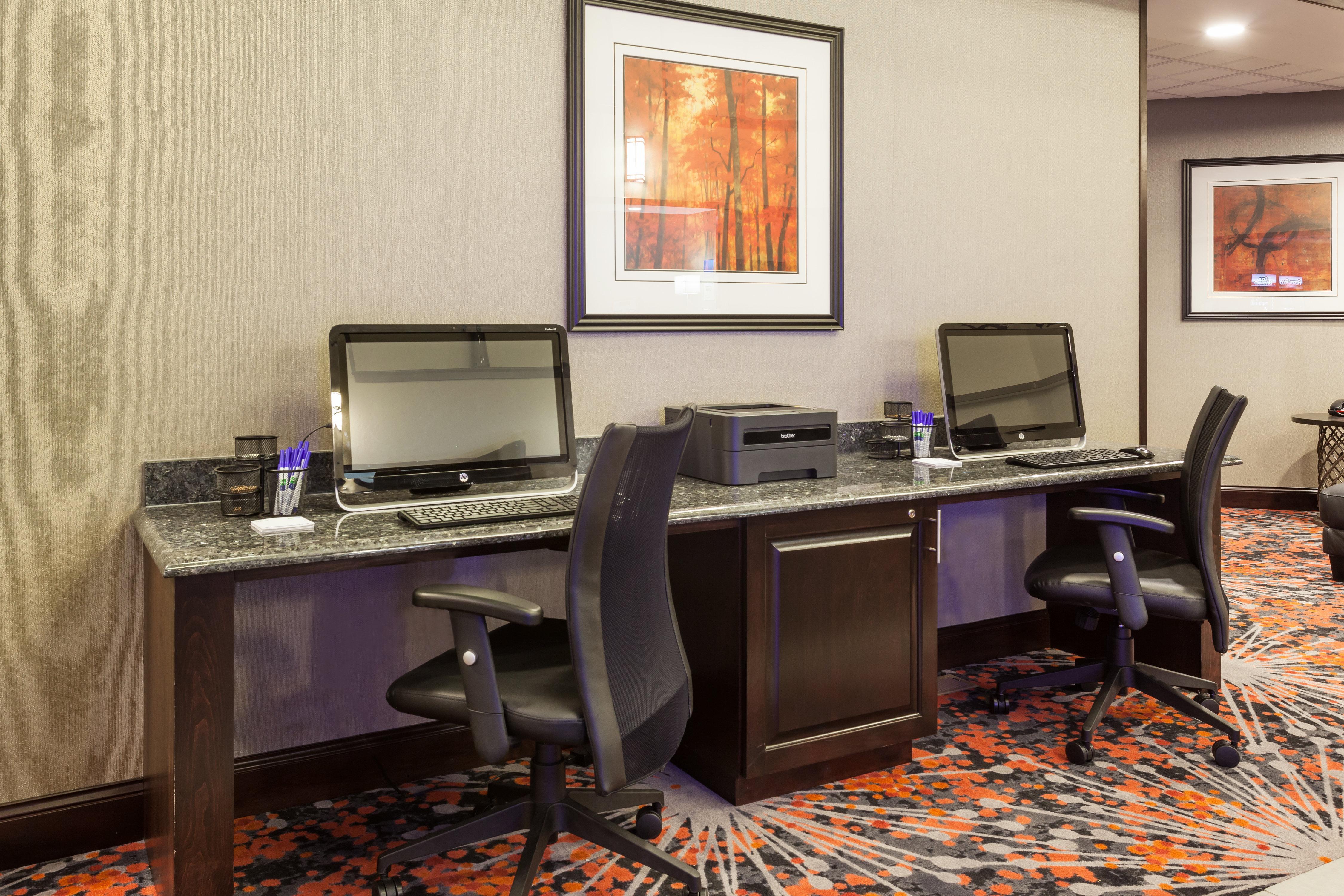 Holiday Inn Express & Suites Rapid City By Ihg Buitenkant foto