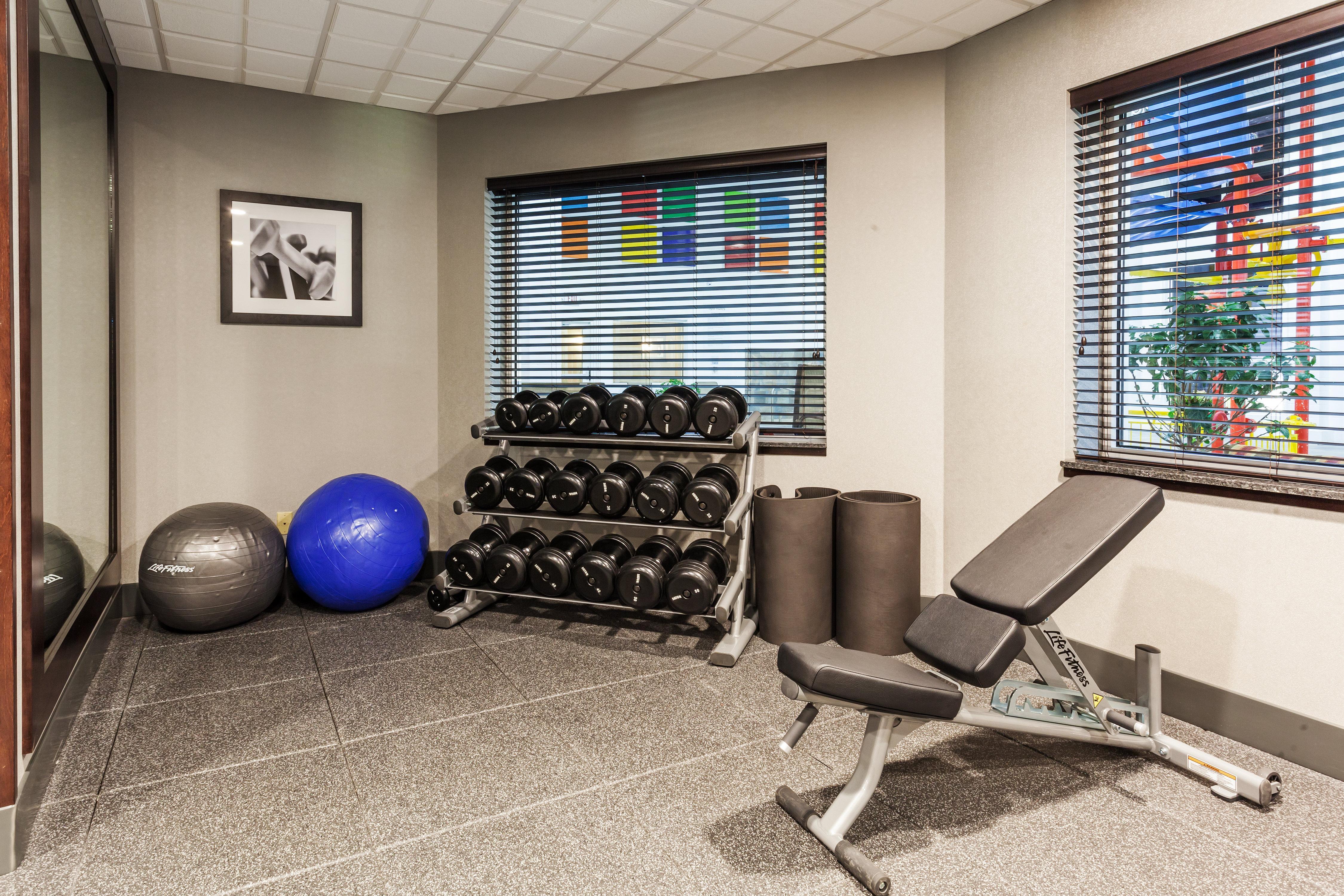 Holiday Inn Express & Suites Rapid City By Ihg Buitenkant foto